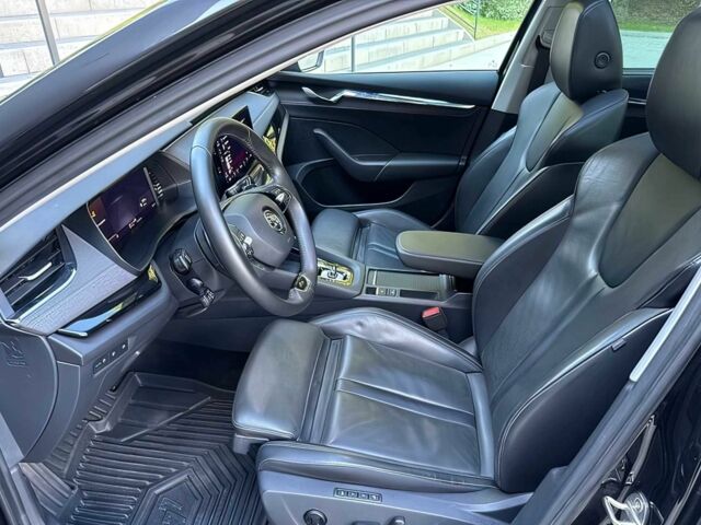 Черный Шкода Октавия, объемом двигателя 2 л и пробегом 33 тыс. км за 13000 $, фото 7 на Automoto.ua