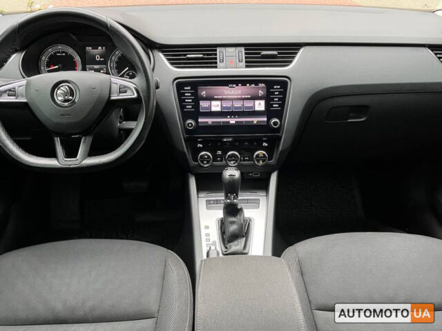 Чорний Шкода Октавія, об'ємом двигуна 1.4 л та пробігом 112 тис. км за 17400 $, фото 7 на Automoto.ua