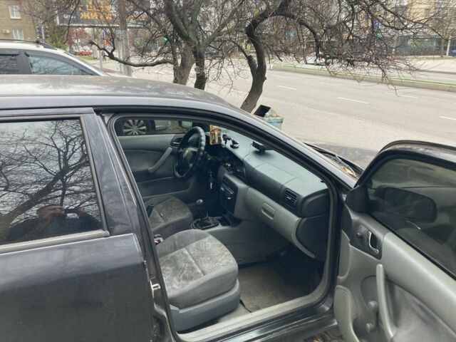 Чорний Шкода Октавія, об'ємом двигуна 1.6 л та пробігом 300 тис. км за 2500 $, фото 2 на Automoto.ua