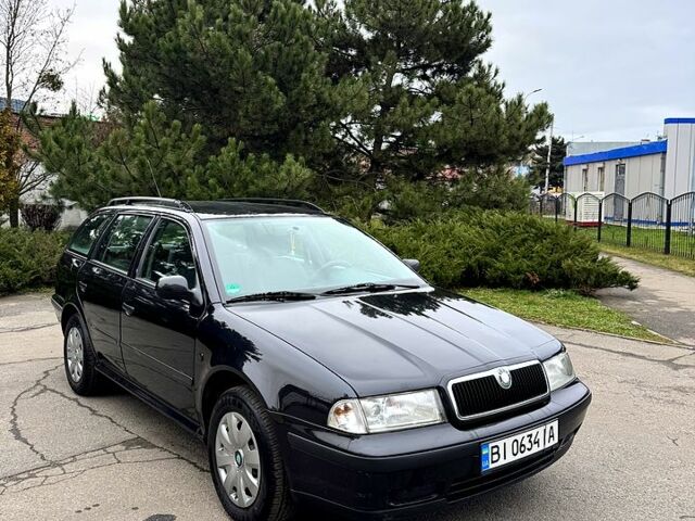 Черный Шкода Октавия, объемом двигателя 2 л и пробегом 188 тыс. км за 4200 $, фото 1 на Automoto.ua