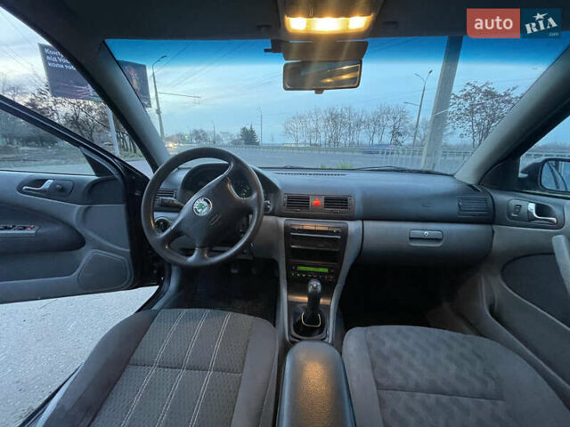 Черный Шкода Октавия, объемом двигателя 1.9 л и пробегом 423 тыс. км за 4200 $, фото 14 на Automoto.ua