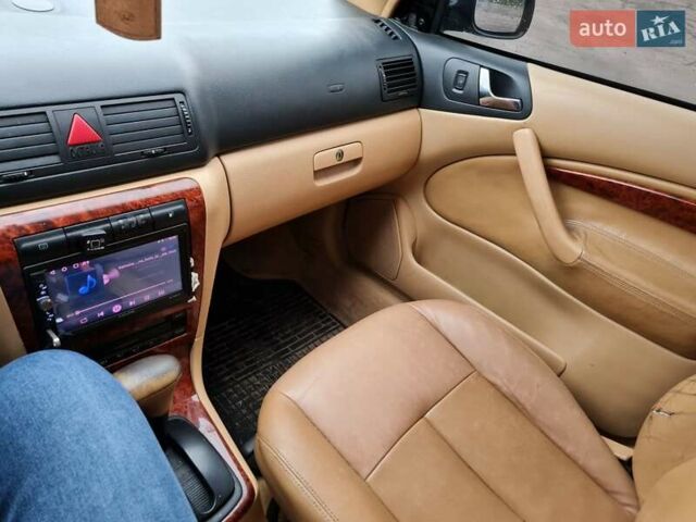 Черный Шкода Октавия, объемом двигателя 1.8 л и пробегом 370 тыс. км за 3500 $, фото 8 на Automoto.ua