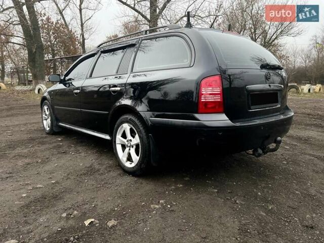 Черный Шкода Октавия, объемом двигателя 1.8 л и пробегом 310 тыс. км за 5999 $, фото 1 на Automoto.ua