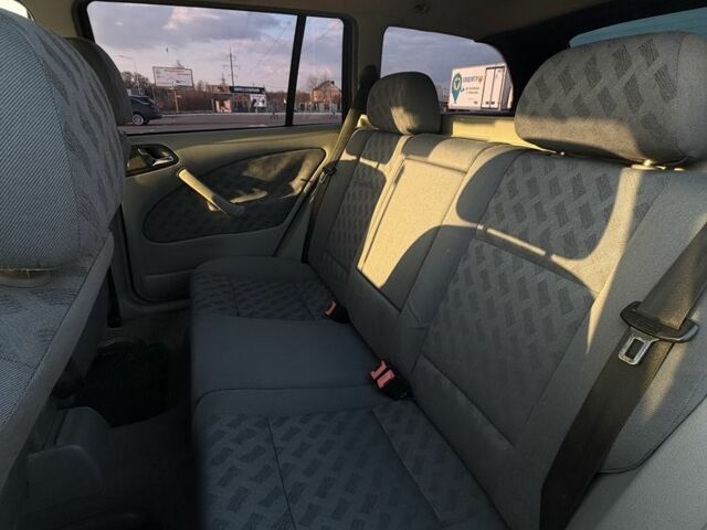 Черный Шкода Октавия, объемом двигателя 1.8 л и пробегом 240 тыс. км за 4500 $, фото 4 на Automoto.ua