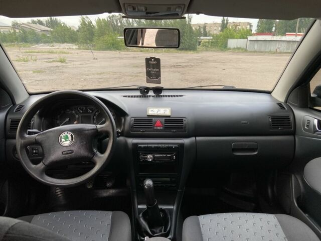 Черный Шкода Октавия, объемом двигателя 1.6 л и пробегом 260 тыс. км за 4700 $, фото 13 на Automoto.ua