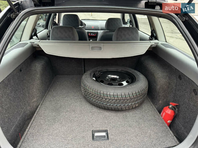 Черный Шкода Октавия, объемом двигателя 1.98 л и пробегом 188 тыс. км за 4200 $, фото 13 на Automoto.ua