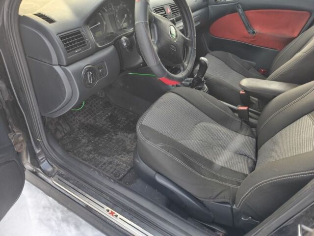 Чорний Шкода Октавія, об'ємом двигуна 1.9 л та пробігом 300 тис. км за 2500 $, фото 7 на Automoto.ua