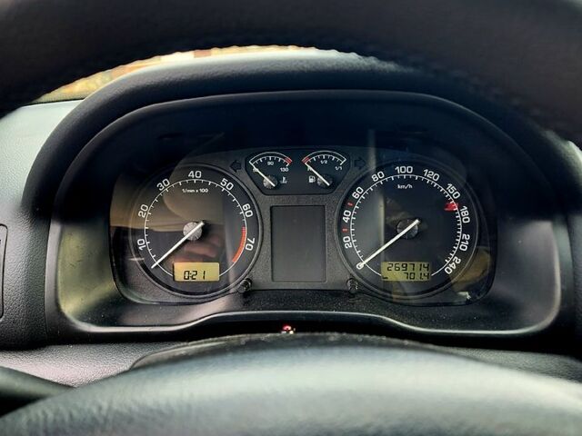 Чорний Шкода Октавія, об'ємом двигуна 1.6 л та пробігом 269 тис. км за 3950 $, фото 1 на Automoto.ua