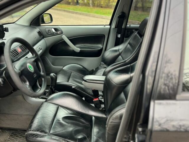 Чорний Шкода Октавія, об'ємом двигуна 1.9 л та пробігом 250 тис. км за 2650 $, фото 5 на Automoto.ua