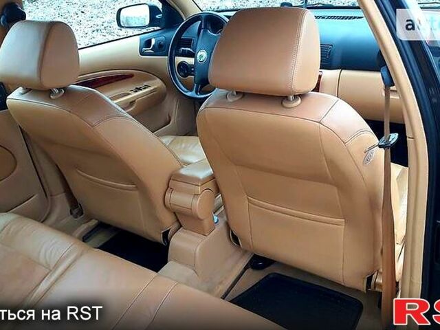 Черный Шкода Октавия, объемом двигателя 1.8 л и пробегом 270 тыс. км за 4500 $, фото 7 на Automoto.ua