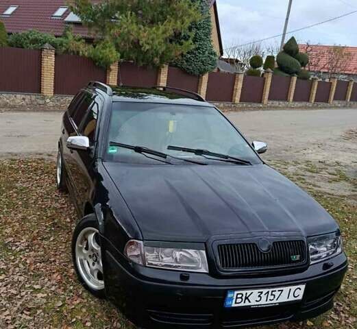 Черный Шкода Октавия, объемом двигателя 1.78 л и пробегом 265 тыс. км за 4500 $, фото 2 на Automoto.ua