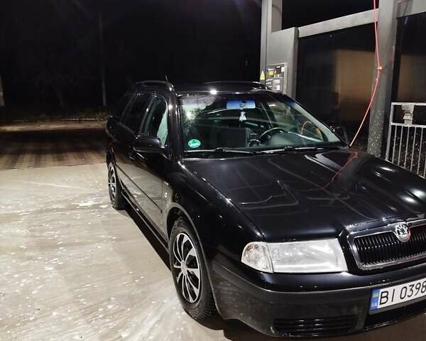 Чорний Шкода Октавія, об'ємом двигуна 1.6 л та пробігом 231 тис. км за 5000 $, фото 1 на Automoto.ua