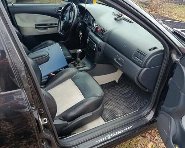 Черный Шкода Октавия, объемом двигателя 1.78 л и пробегом 265 тыс. км за 4500 $, фото 5 на Automoto.ua