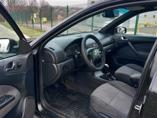 Черный Шкода Октавия, объемом двигателя 0 л и пробегом 350 тыс. км за 2600 $, фото 4 на Automoto.ua