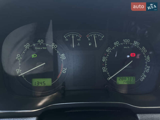 Чорний Шкода Октавія, об'ємом двигуна 1.6 л та пробігом 288 тис. км за 4200 $, фото 11 на Automoto.ua