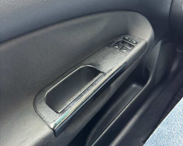 Черный Шкода Октавия, объемом двигателя 1.6 л и пробегом 215 тыс. км за 4800 $, фото 20 на Automoto.ua