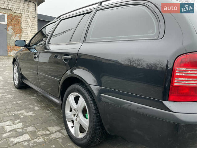 Черный Шкода Октавия, объемом двигателя 1.6 л и пробегом 348 тыс. км за 4200 $, фото 15 на Automoto.ua