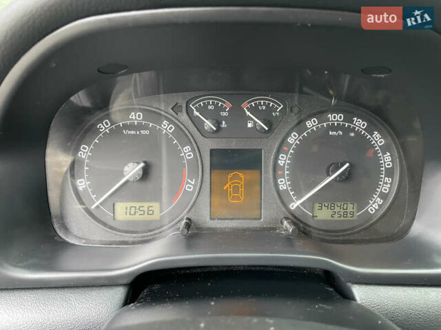 Черный Шкода Октавия, объемом двигателя 1.6 л и пробегом 348 тыс. км за 4200 $, фото 28 на Automoto.ua