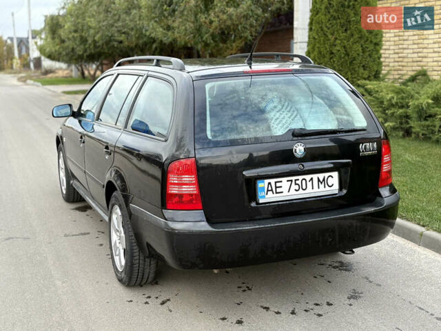 Черный Шкода Октавия, объемом двигателя 1.98 л и пробегом 240 тыс. км за 4450 $, фото 2 на Automoto.ua