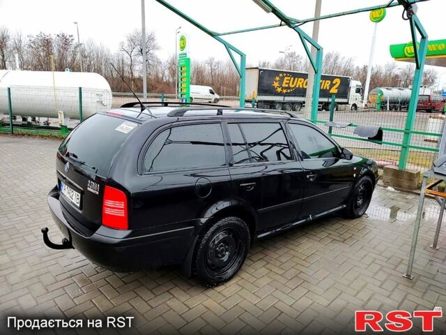 Черный Шкода Октавия, объемом двигателя 1.6 л и пробегом 260 тыс. км за 4700 $, фото 3 на Automoto.ua