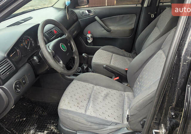 Черный Шкода Октавия, объемом двигателя 1.9 л и пробегом 200 тыс. км за 3650 $, фото 9 на Automoto.ua