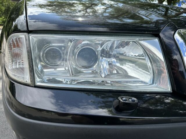 Черный Шкода Октавия, объемом двигателя 1.6 л и пробегом 213 тыс. км за 5600 $, фото 6 на Automoto.ua