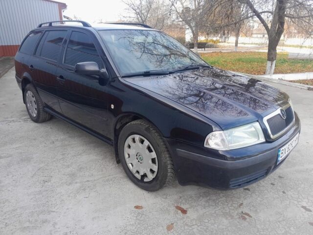 Чорний Шкода Октавія, об'ємом двигуна 2 л та пробігом 317 тис. км за 4200 $, фото 3 на Automoto.ua