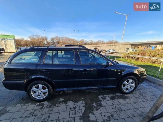 Черный Шкода Октавия, объемом двигателя 1.6 л и пробегом 221 тыс. км за 3200 $, фото 3 на Automoto.ua