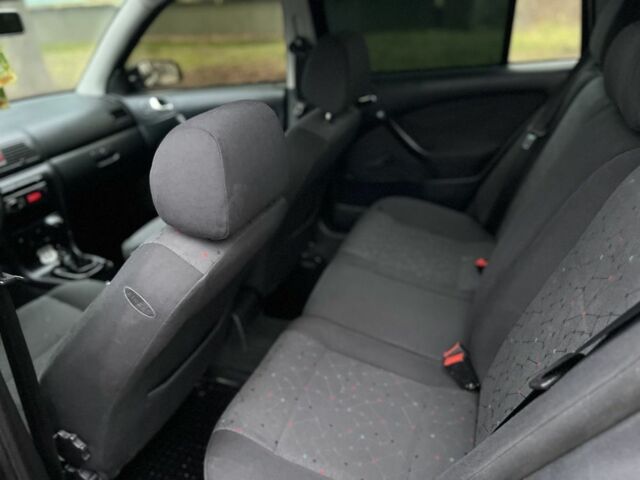 Черный Шкода Октавия, объемом двигателя 1.6 л и пробегом 279 тыс. км за 4500 $, фото 14 на Automoto.ua