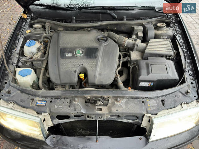 Черный Шкода Октавия, объемом двигателя 1.6 л и пробегом 215 тыс. км за 4800 $, фото 15 на Automoto.ua