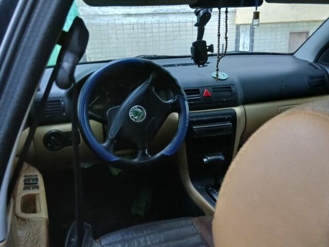 Черный Шкода Октавия, объемом двигателя 0 л и пробегом 400 тыс. км за 2700 $, фото 6 на Automoto.ua