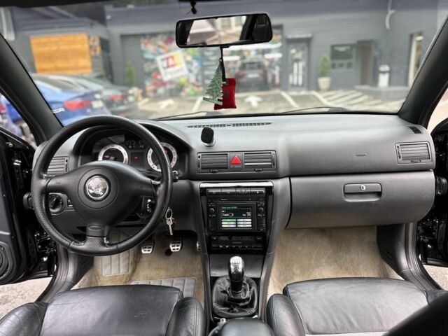 Черный Шкода Октавия, объемом двигателя 1.8 л и пробегом 252 тыс. км за 5900 $, фото 12 на Automoto.ua