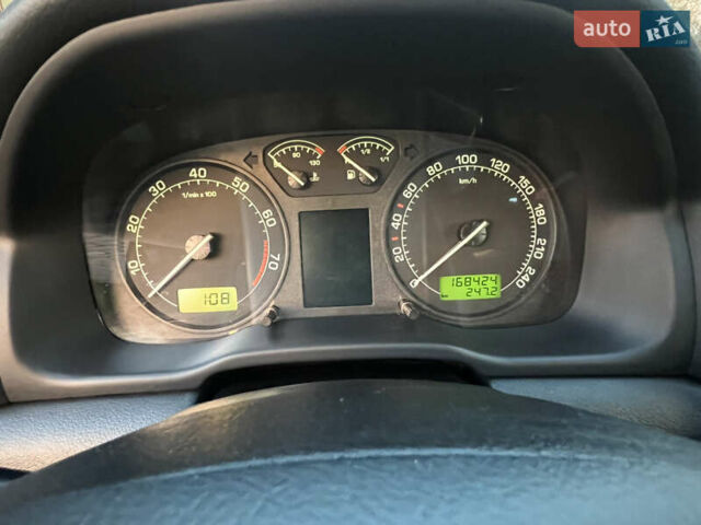 Черный Шкода Октавия, объемом двигателя 1.6 л и пробегом 168 тыс. км за 4950 $, фото 13 на Automoto.ua