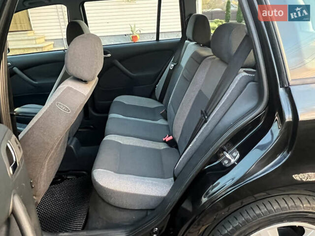 Черный Шкода Октавия, объемом двигателя 1.6 л и пробегом 168 тыс. км за 4950 $, фото 8 на Automoto.ua