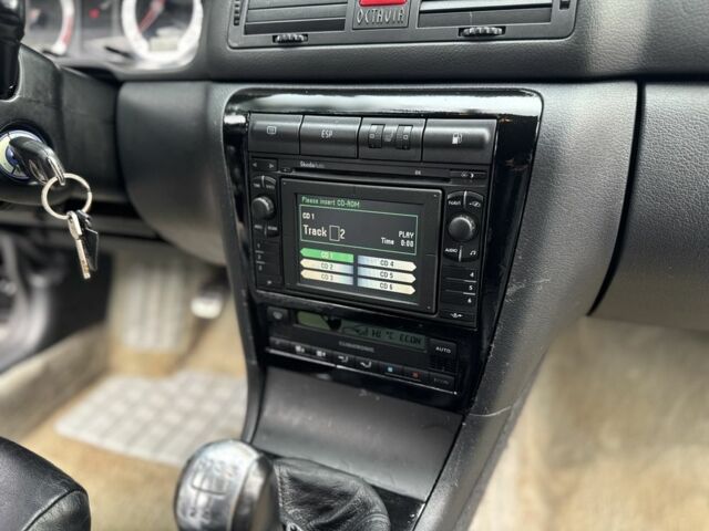 Черный Шкода Октавия, объемом двигателя 1.8 л и пробегом 252 тыс. км за 5900 $, фото 16 на Automoto.ua