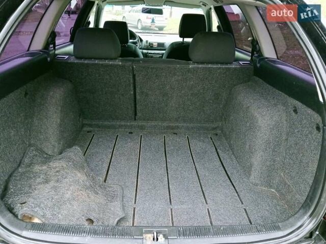 Черный Шкода Октавия, объемом двигателя 1.6 л и пробегом 220 тыс. км за 4600 $, фото 22 на Automoto.ua