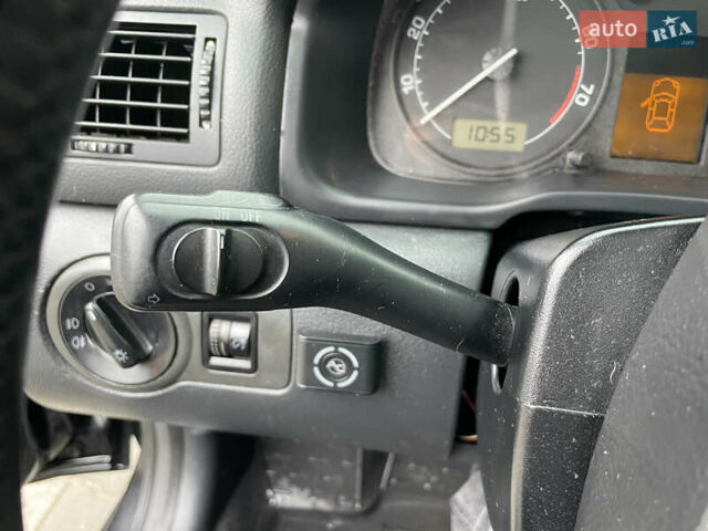 Черный Шкода Октавия, объемом двигателя 1.6 л и пробегом 348 тыс. км за 4200 $, фото 27 на Automoto.ua