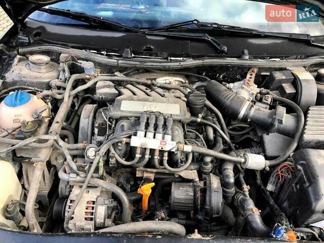 Черный Шкода Октавия, объемом двигателя 1.6 л и пробегом 234 тыс. км за 4500 $, фото 9 на Automoto.ua