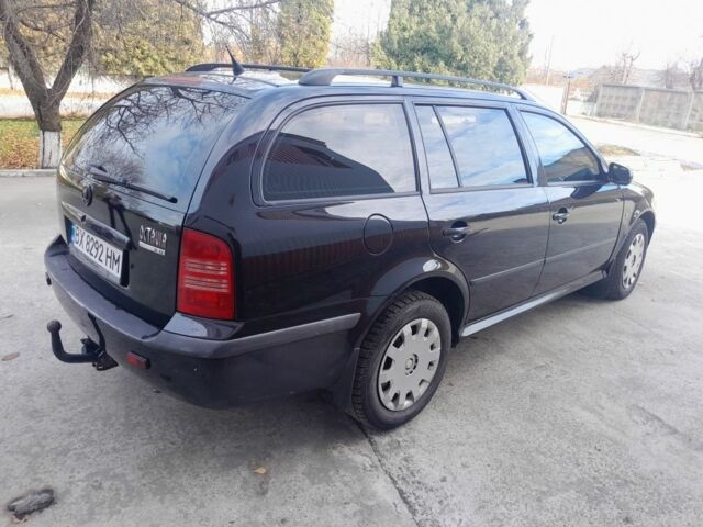 Чорний Шкода Октавія, об'ємом двигуна 2 л та пробігом 317 тис. км за 4200 $, фото 2 на Automoto.ua