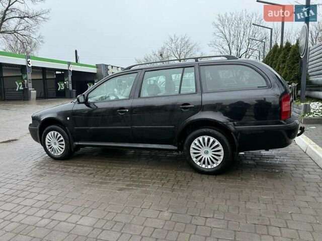 Черный Шкода Октавия, объемом двигателя 1.6 л и пробегом 261 тыс. км за 5700 $, фото 5 на Automoto.ua