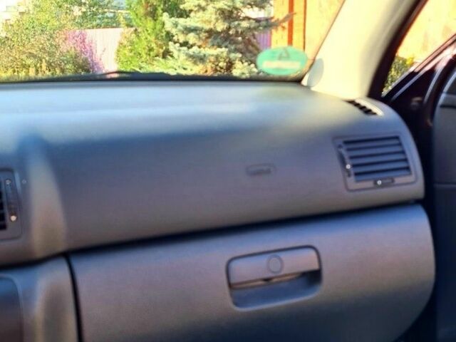 Черный Шкода Октавия, объемом двигателя 1.6 л и пробегом 197 тыс. км за 6300 $, фото 1 на Automoto.ua