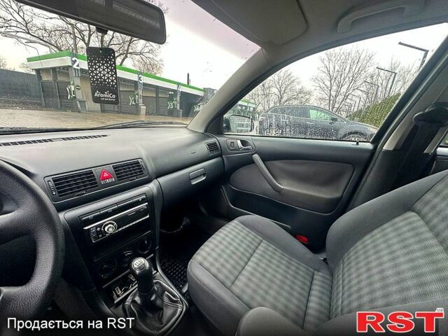 Чорний Шкода Октавія, об'ємом двигуна 1.6 л та пробігом 261 тис. км за 5700 $, фото 8 на Automoto.ua