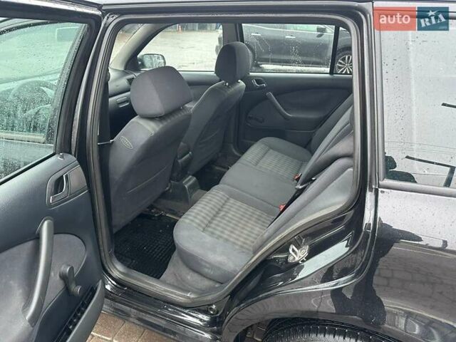 Черный Шкода Октавия, объемом двигателя 1.6 л и пробегом 261 тыс. км за 5700 $, фото 18 на Automoto.ua