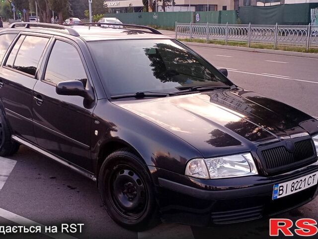 Черный Шкода Октавия, объемом двигателя 1.6 л и пробегом 200 тыс. км за 6000 $, фото 3 на Automoto.ua