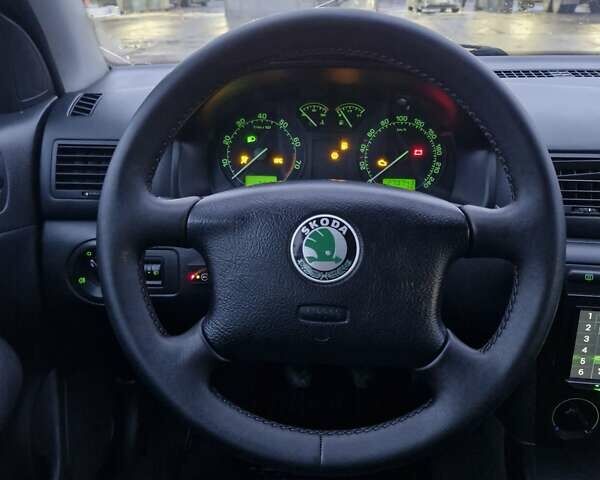 Чорний Шкода Октавія, об'ємом двигуна 1.6 л та пробігом 275 тис. км за 4650 $, фото 19 на Automoto.ua