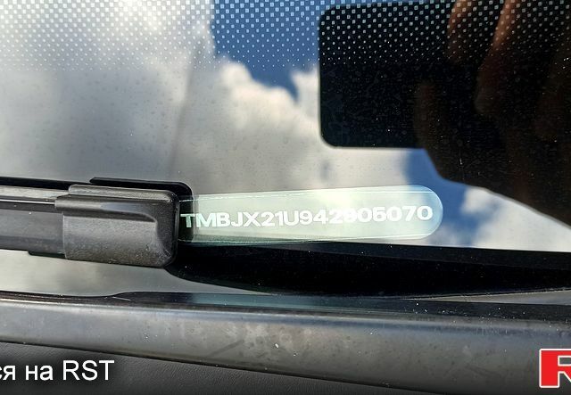 Черный Шкода Октавия, объемом двигателя 1.6 л и пробегом 180 тыс. км за 5500 $, фото 5 на Automoto.ua