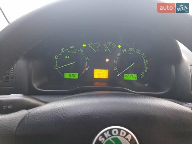 Черный Шкода Октавия, объемом двигателя 1.78 л и пробегом 223 тыс. км за 5500 $, фото 57 на Automoto.ua