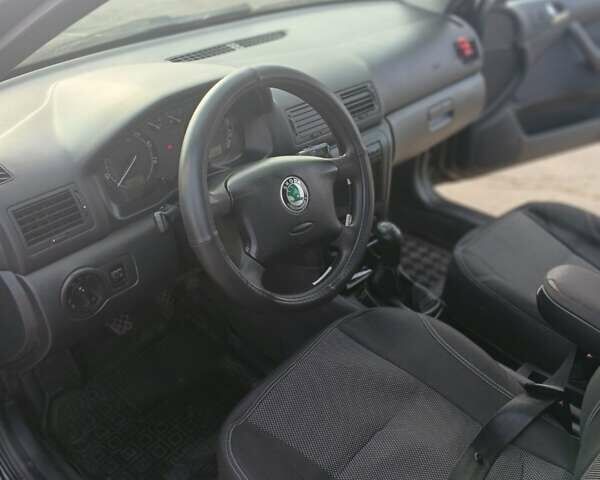 Чорний Шкода Октавія, об'ємом двигуна 1.6 л та пробігом 274 тис. км за 3950 $, фото 15 на Automoto.ua