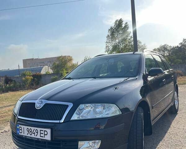 Черный Шкода Октавия, объемом двигателя 1.6 л и пробегом 268 тыс. км за 5700 $, фото 2 на Automoto.ua