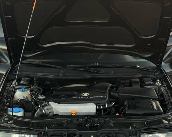 Черный Шкода Октавия, объемом двигателя 1.78 л и пробегом 338 тыс. км за 6500 $, фото 7 на Automoto.ua